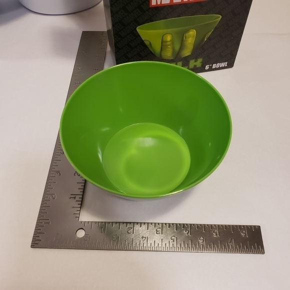 Marvel Incredible Hulk Hand Cereal Bowl Loot Crate Exclusive #55750 Melamine 6" - Picture 5 of 7